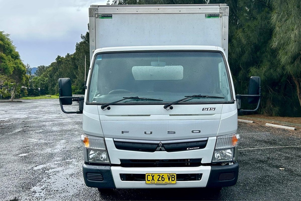 2019 Fuso Canter 515 image 8