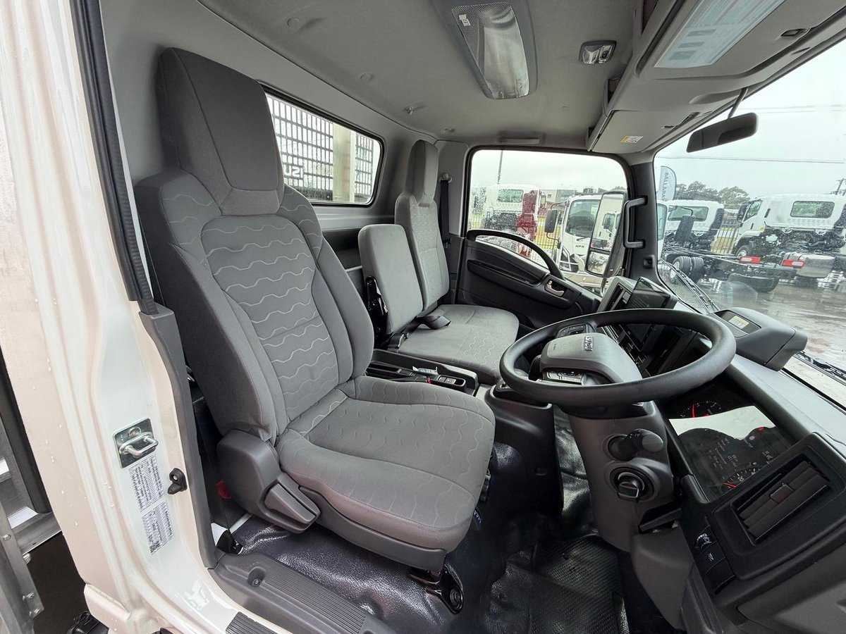 2026 Isuzu N Series NPR 45/65-175 DT D34 Tradepack image 12