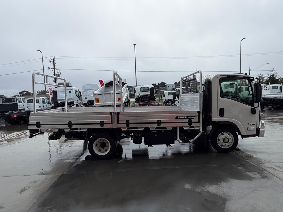2026 Isuzu N Series NPR 45/65-175 DT D34 Tradepack image 2