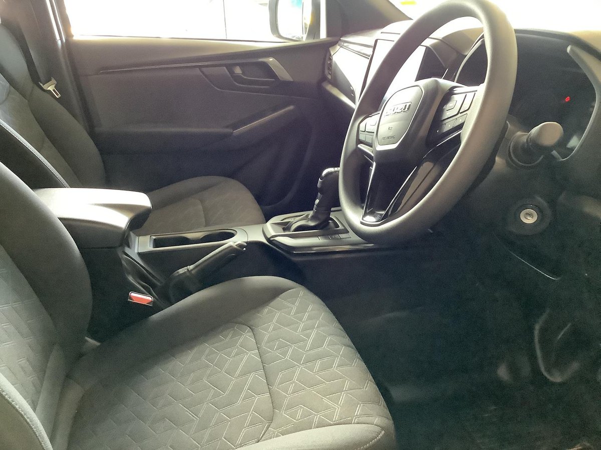 2025 Isuzu D-MAX X-RIDER MY25.5 4X4 Dual Range image 16