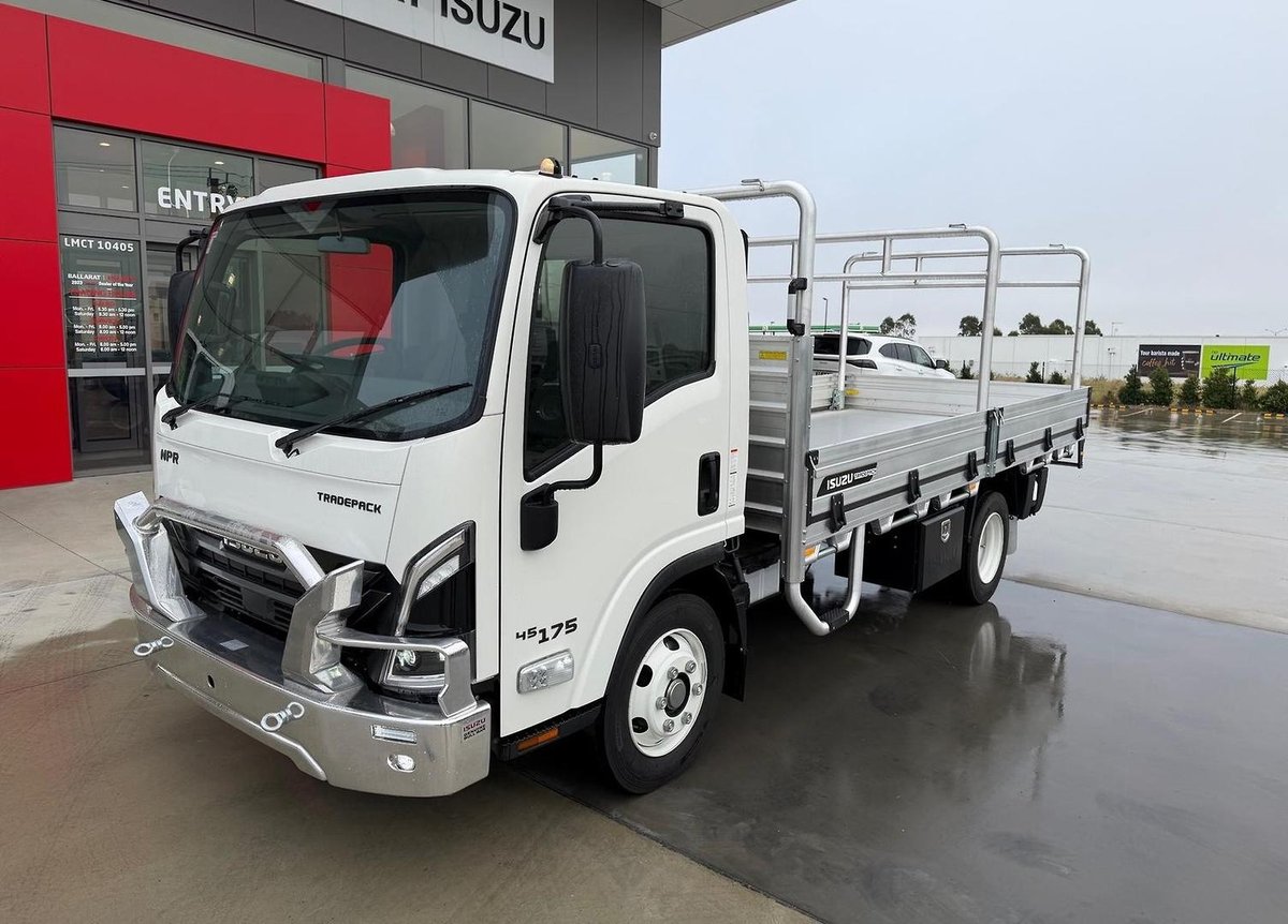 2026 Isuzu N Series NPR 45/65-175 DT D34 Tradepack image 9