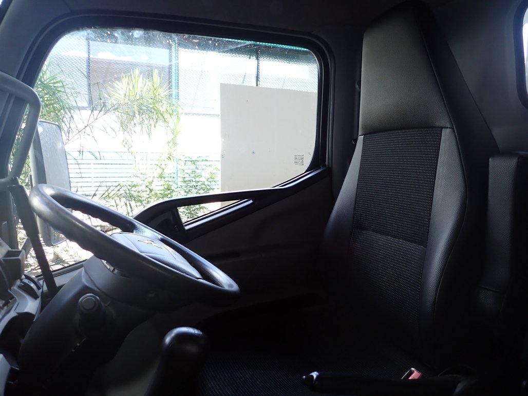 2022 Mitsubishi Canter 615 image 16