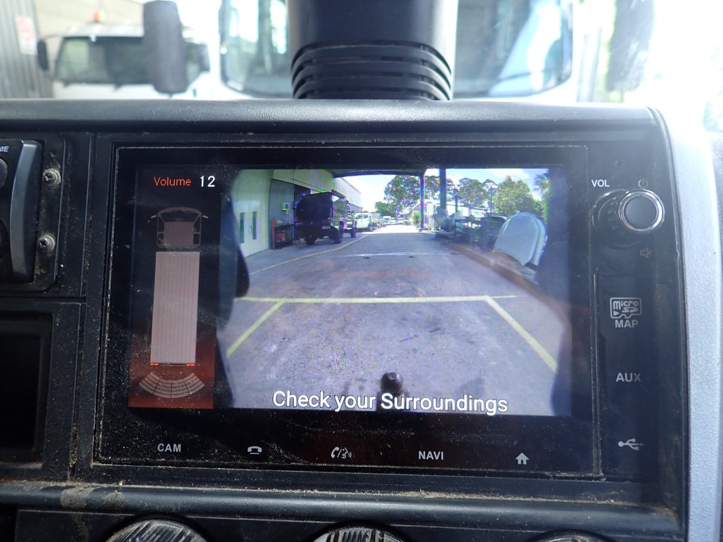 2022 Mitsubishi Canter 615 image 21