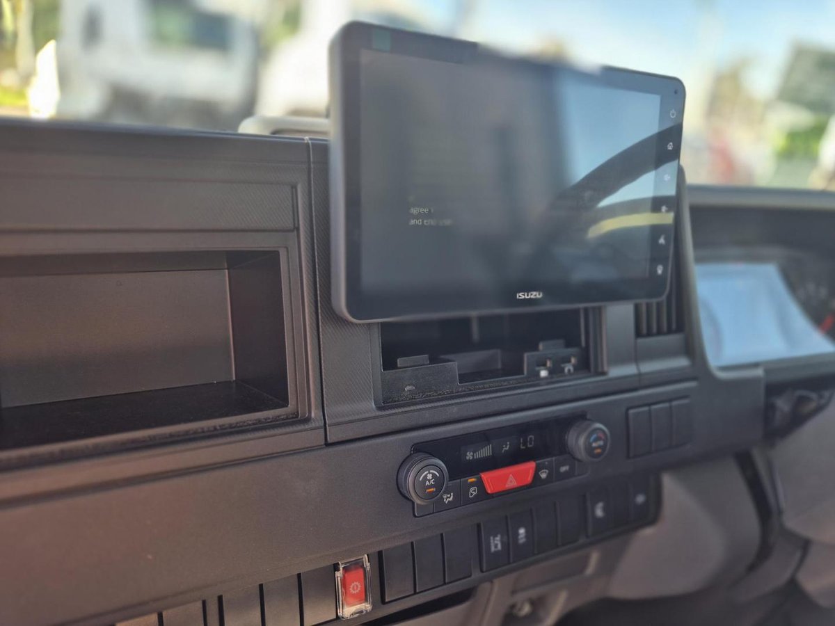 2026 Isuzu N Series NPR 45/65-175 DT D28 Tradepack image 25