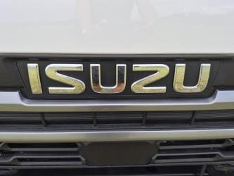 2026 Isuzu N Series image 12