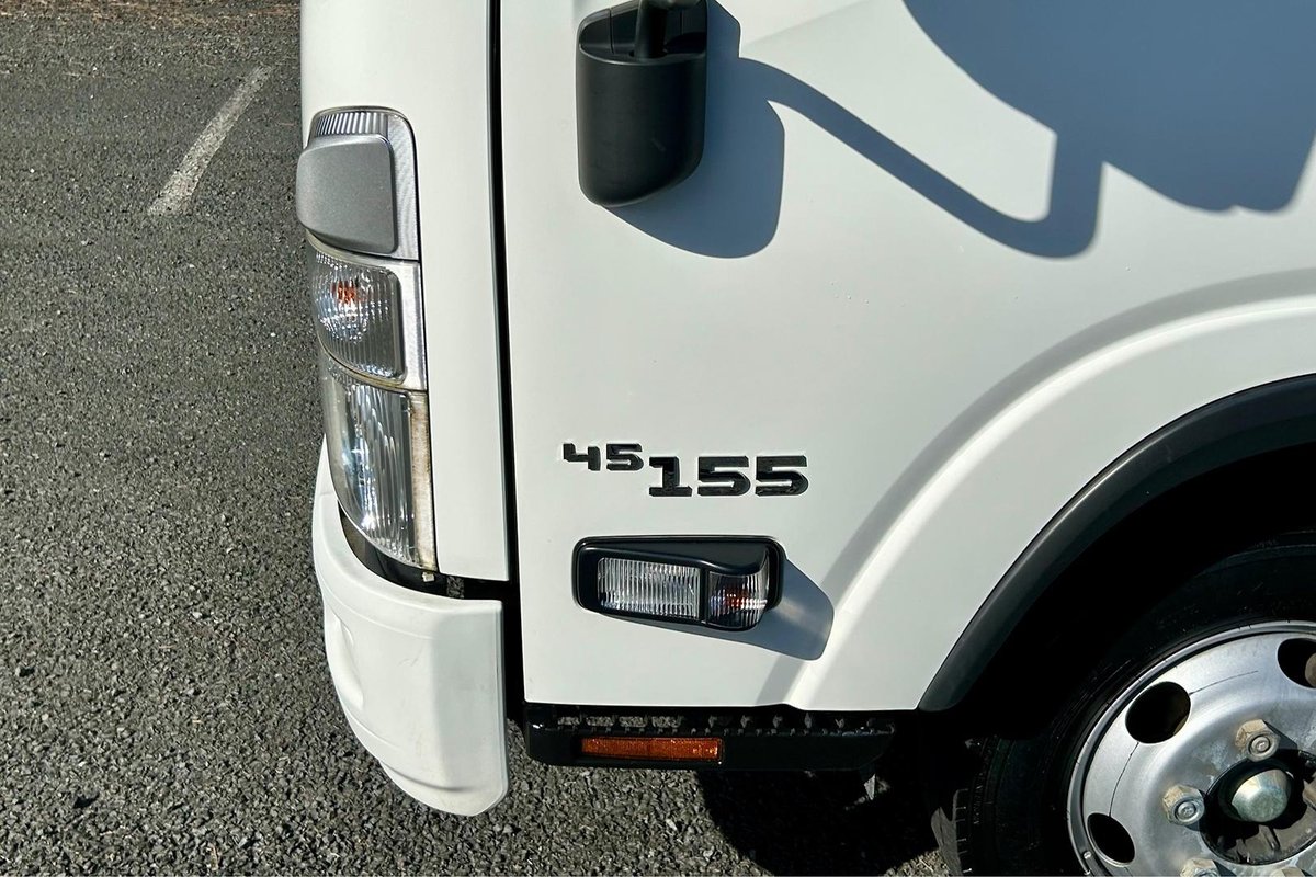 2023 Isuzu N Series Npr 45/55-155 Tipper image 9