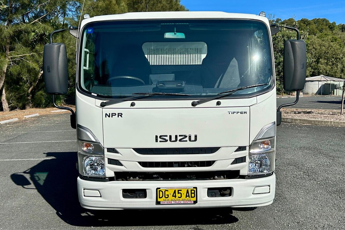 2023 Isuzu N Series Npr 45/55-155 Tipper image 8