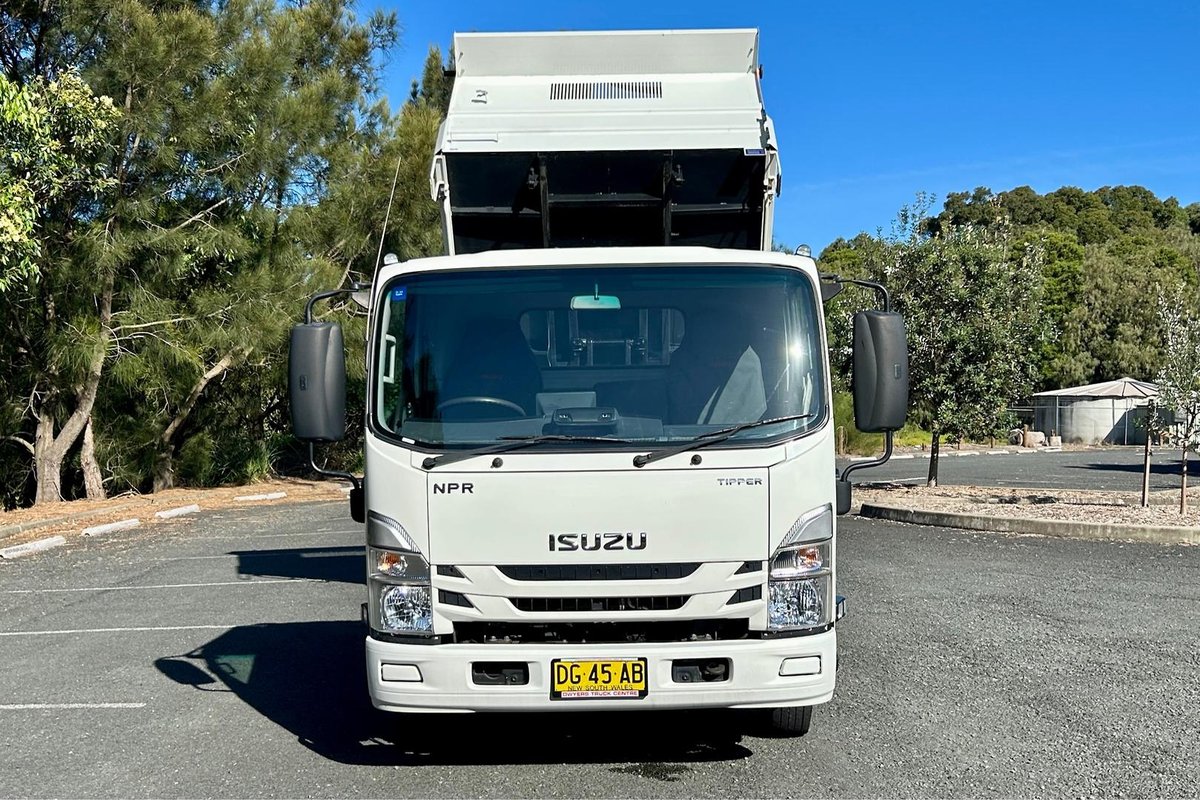 2023 Isuzu N Series Npr 45/55-155 Tipper image 19
