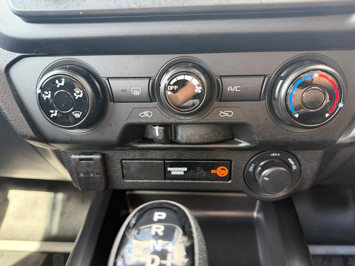 2025 Isuzu D-MAX SX MY25.5 4X4 Dual Range image 12