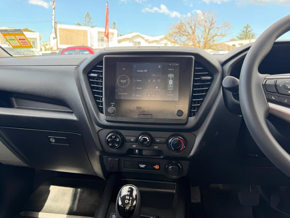 2025 Isuzu D-MAX SX MY25.5 4X4 Dual Range image 17