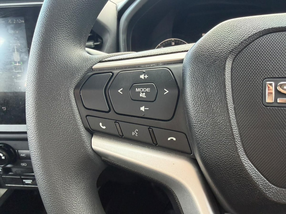 2025 Isuzu D-MAX SX MY25.5 4X4 Dual Range image 13