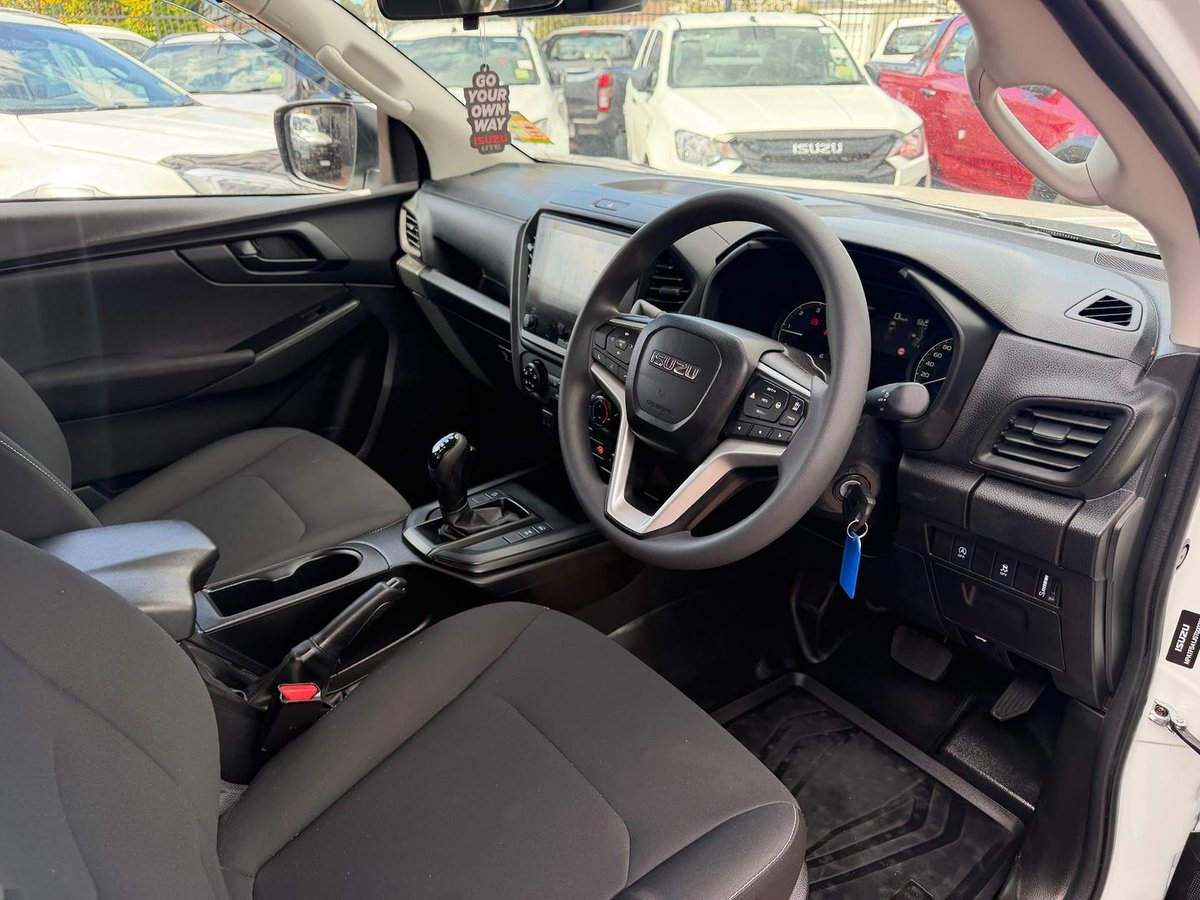 2025 Isuzu D-MAX SX MY25.5 4X4 Dual Range image 24
