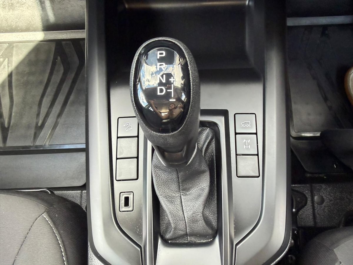 2025 Isuzu D-MAX SX MY25.5 4X4 Dual Range image 14