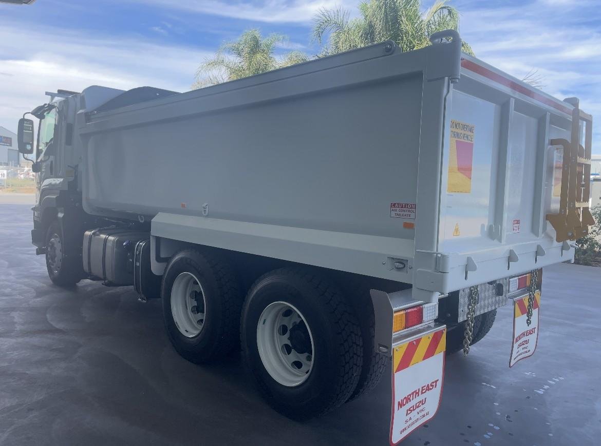 2025 Isuzu F Series Fxy 260-355 At R45 image 6