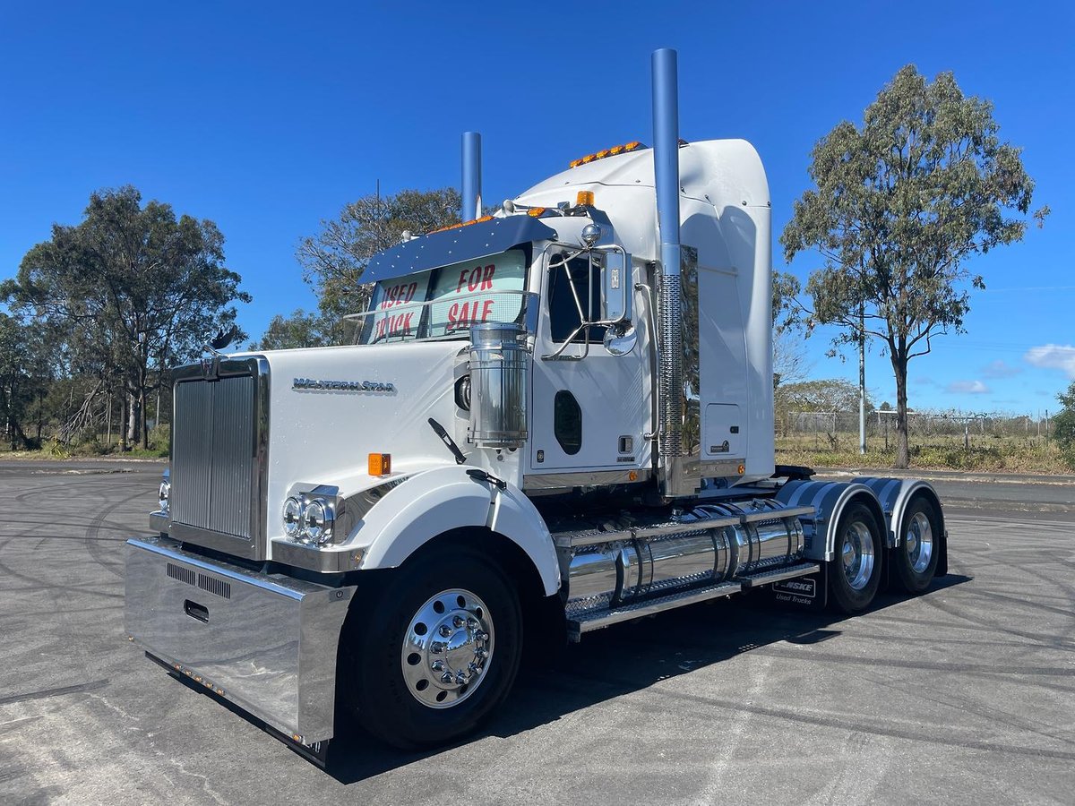2019 Western Star 4800Fxb 560Hp Auto Genuine 720 000Km With Lots Of Extras And Like New