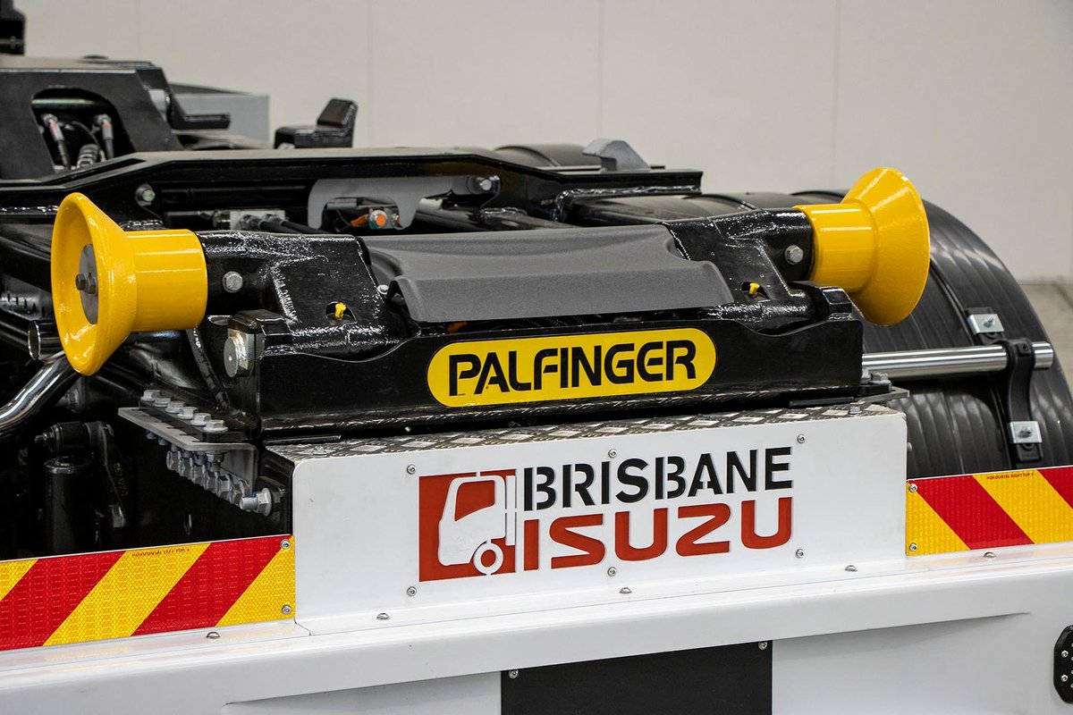 2025 Isuzu F Series Fyj 320-255 At R58 image 21