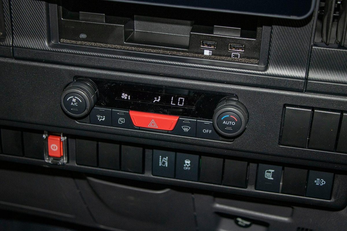 2026 Isuzu N Series Npr 45/65-175 Dt D34 Tradepack image 11