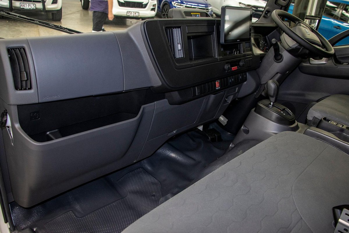 2026 Isuzu N Series NPR 45/65-175 DT D28 Tradepack image 9