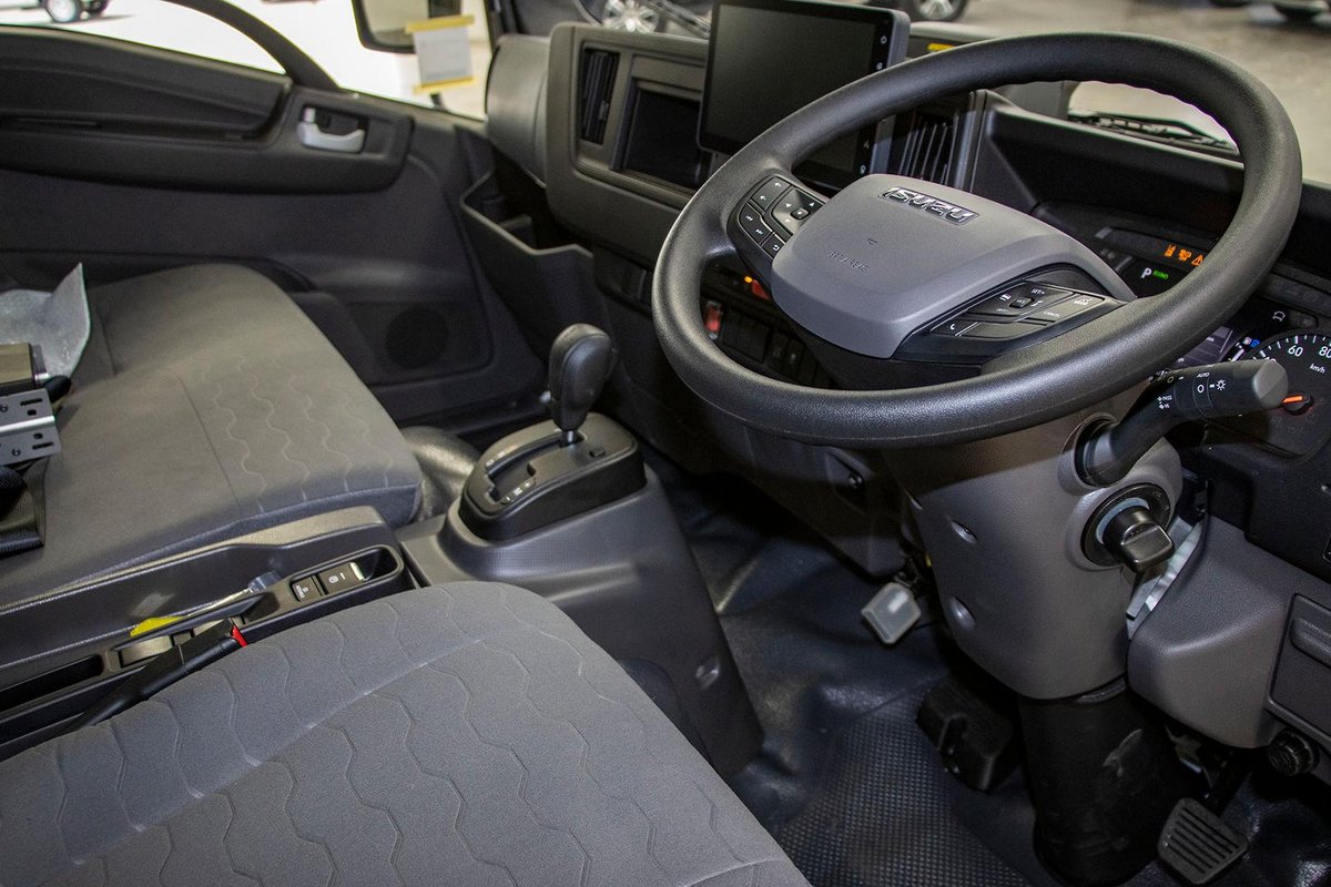2026 Isuzu N Series NPR 45/65-175 DT D28 Tradepack image 7