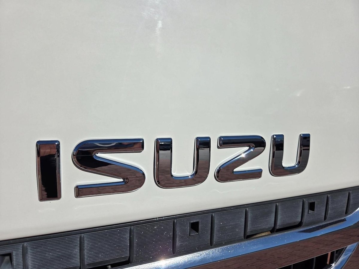 2017 Isuzu Nqr 87/80-190 Amt 4 Ton Xlwb Tray And Lift image 12