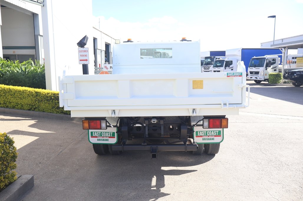 2022 Isuzu Npr 45/155 image 9