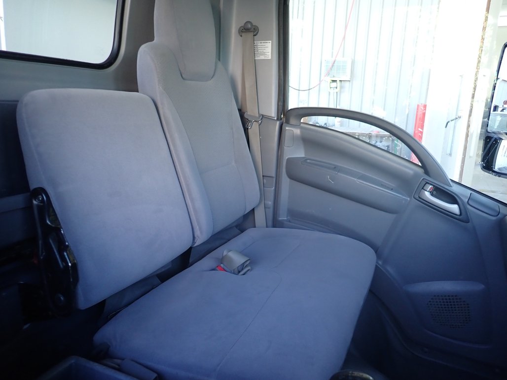 2021 Isuzu Npr 45/155 image 11