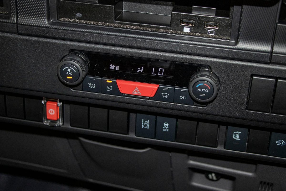 2026 Isuzu N Series NPR 45/65-175 DT D28 Tradepack image 12