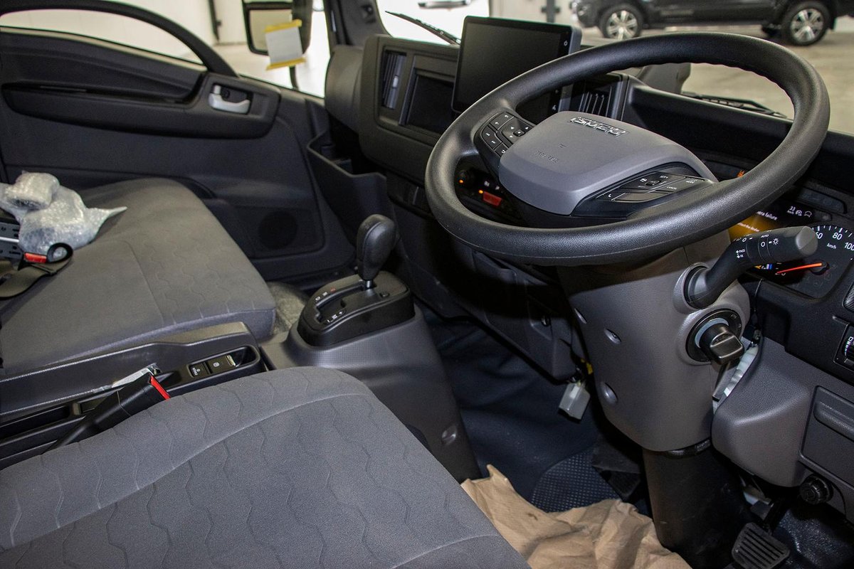 2026 Isuzu N Series NPR 45/65-175 DT D28 Tradepack image 7