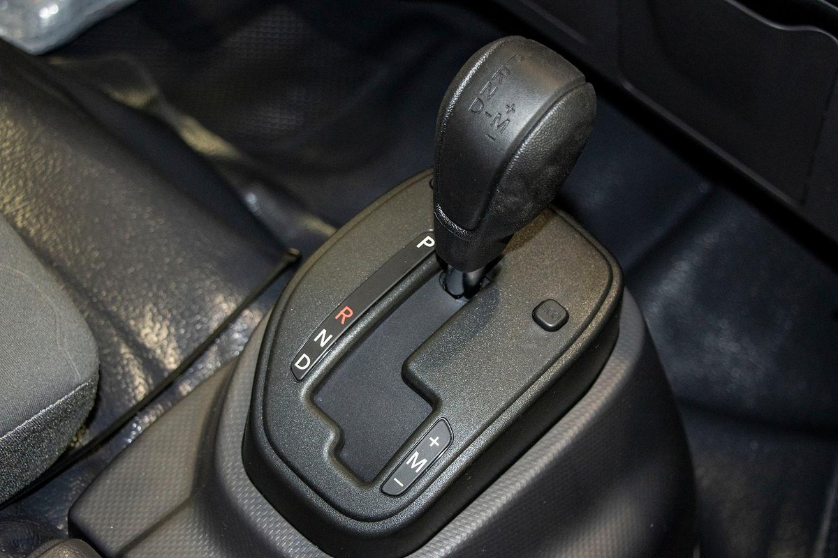 2026 Isuzu N Series NPR 45/65-175 DT D28 Tradepack image 11