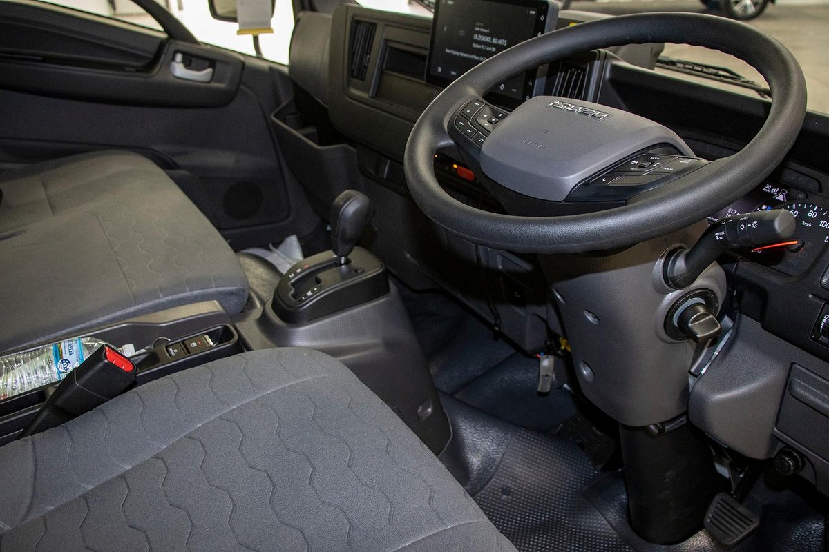 2026 Isuzu N Series NPR 45/65-175 DT D28 Tradepack image 7