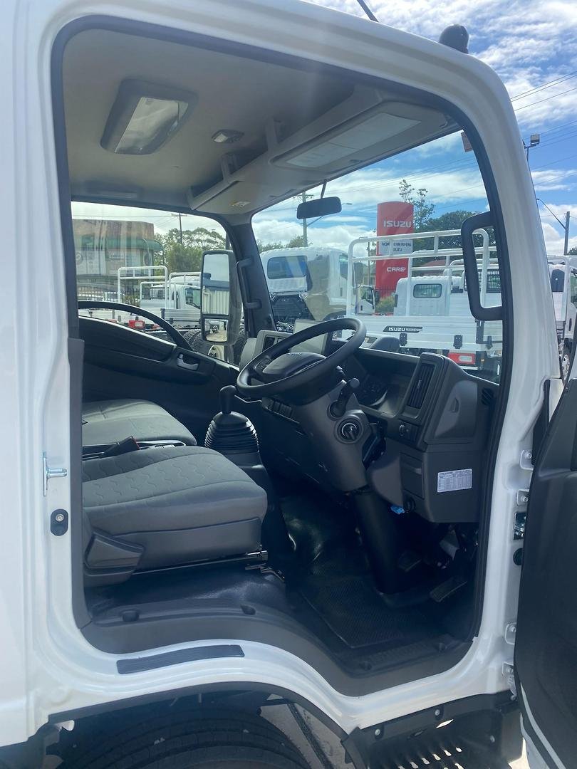 2026 Isuzu Npr Npr 45/65-175 Mt D34 Tradepack Npr Npr 45/65-175 Mt D34 Tradepack image 6