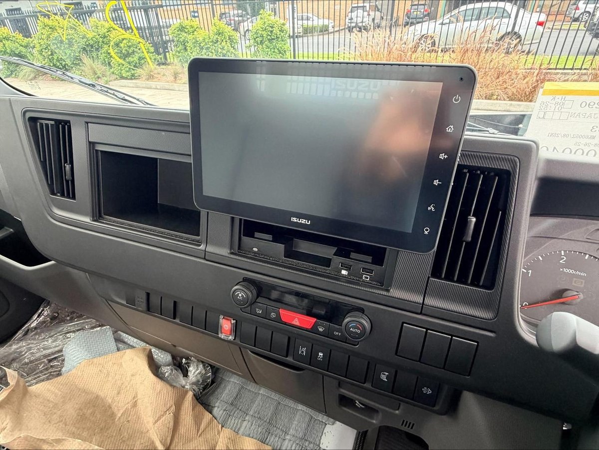 2026 Isuzu Npr Npr 45/65-175 Dt D28 Tradepack NPR NPR 45/65-175 DT D28 TRADEPACK image 5