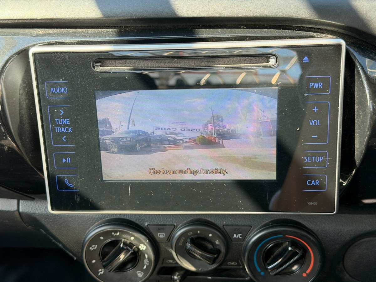 2019 Toyota Hilux Workmate TGN121R image 10