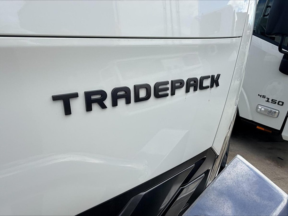 2026 Isuzu N Series NPR 45/65-175 MT D28 Tradepack image 17