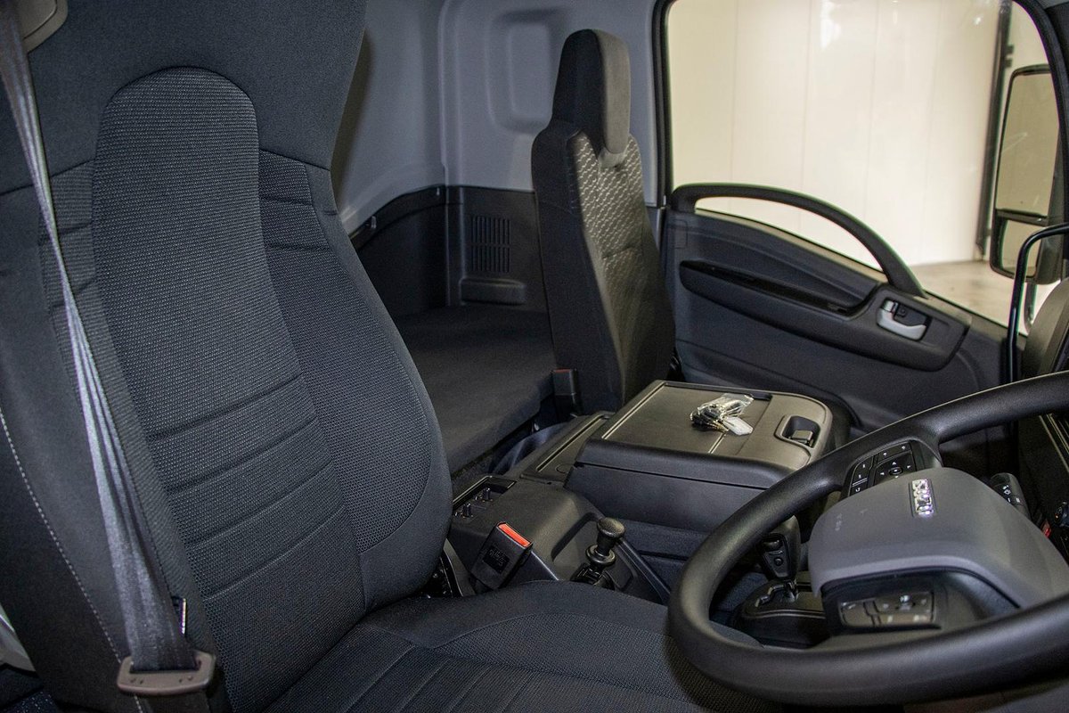 2025 Isuzu F Series FSR 140/120-240 AM R56 image 9