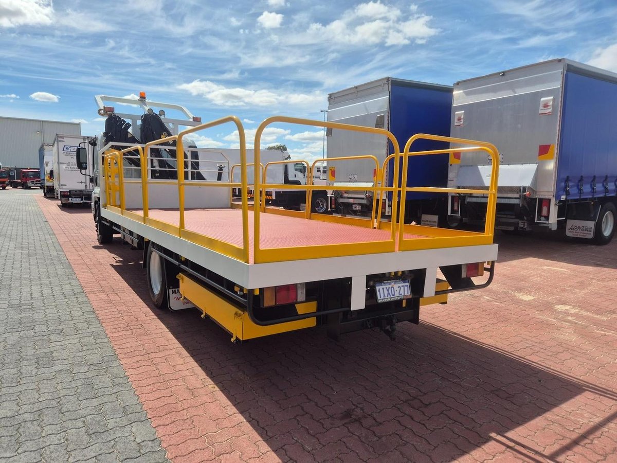 2016 Isuzu Fsr 140/120-260 7 Ton Tray And Crane image 20