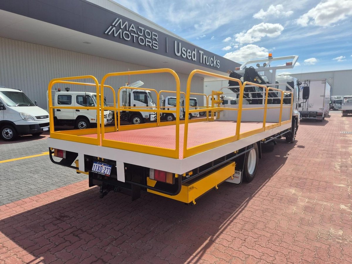 2016 Isuzu Fsr 140/120-260 7 Ton Tray And Crane image 21