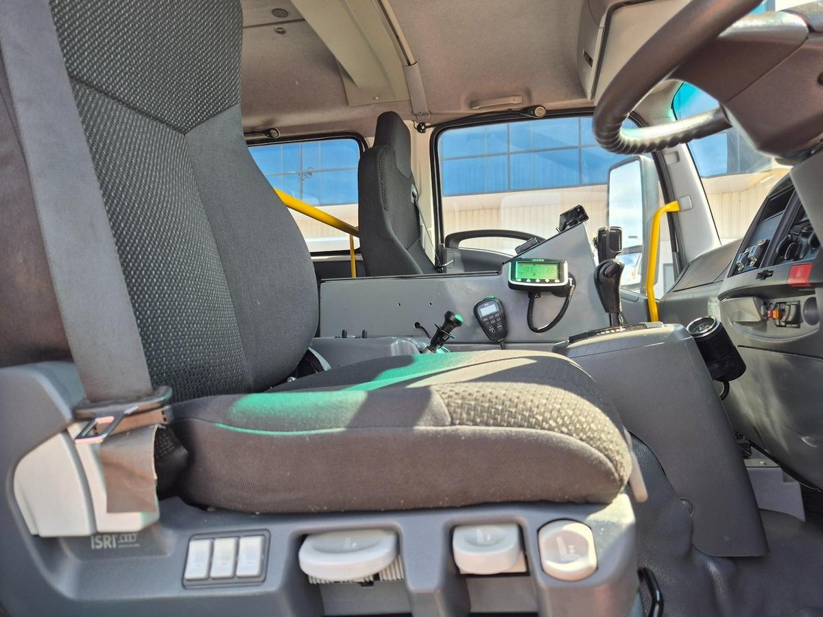 2011 Isuzu Fts800 4X4 Auto Crew Cab Fire Truck image 10