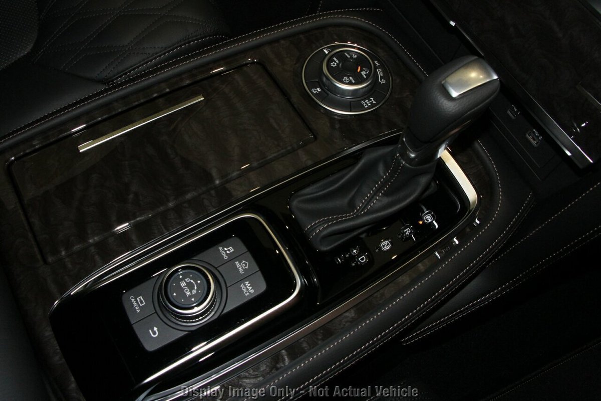 2026 Nissan Patrol Ti Y62 MY26 4X4 Dual Range image 9