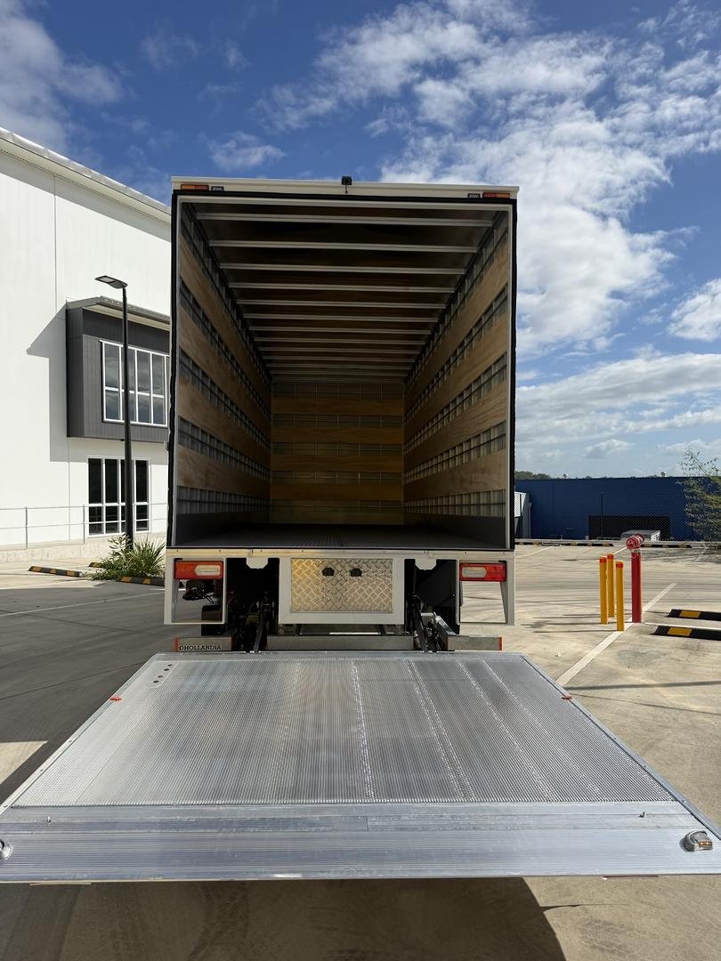 2026 Isuzu F Series FVR 170-260 AT R60 image 9