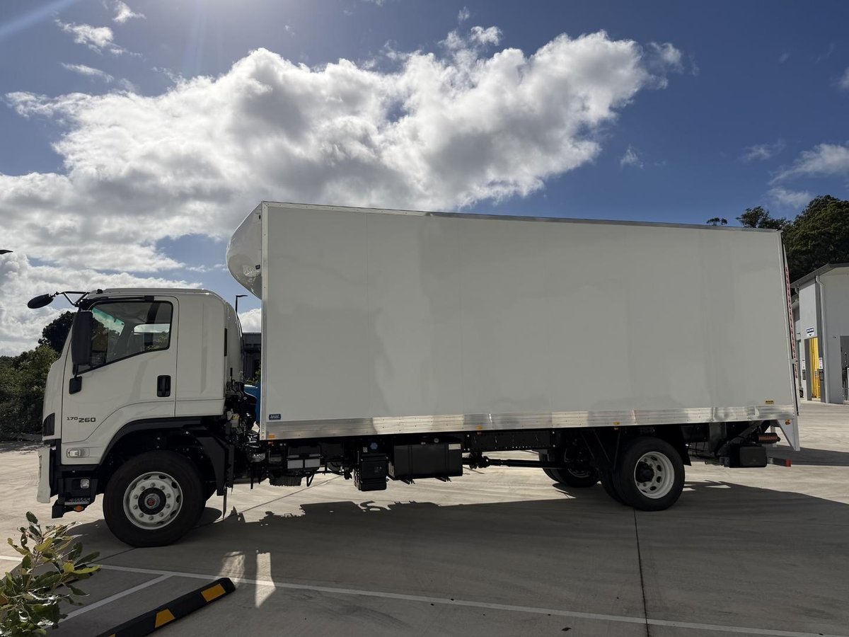 2026 Isuzu F Series FVR 170-260 AT R60 image 3