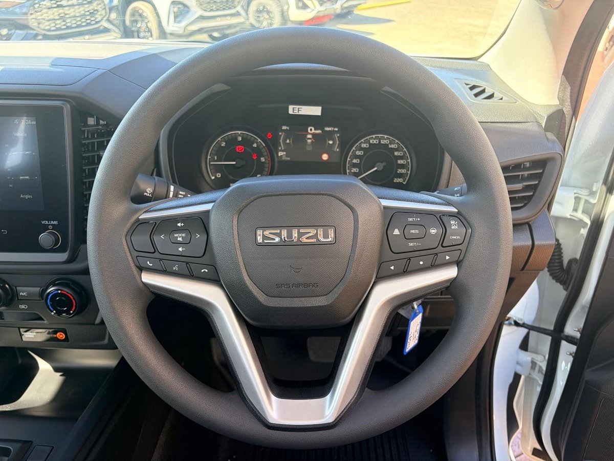 2026 Isuzu D-MAX SX High Ride MY25.5 4x2 image 14