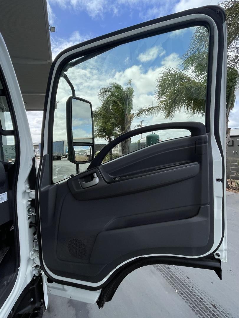 2026 Isuzu N Series image 10