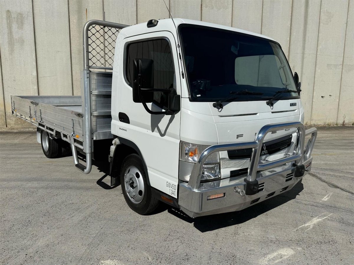 2017 Fuso Canter 515 image 8