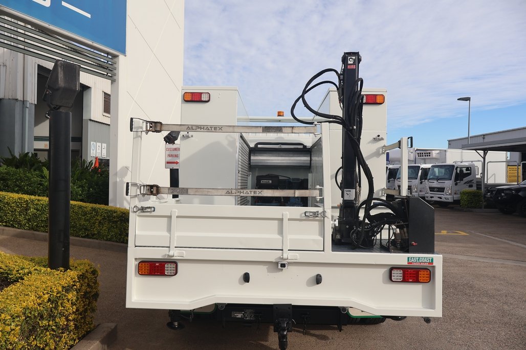 2019 Isuzu Nqr 87/190 image 11