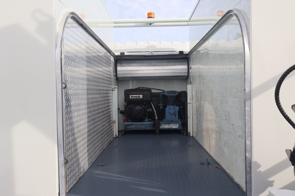 2019 Isuzu Nqr 87/190 image 12
