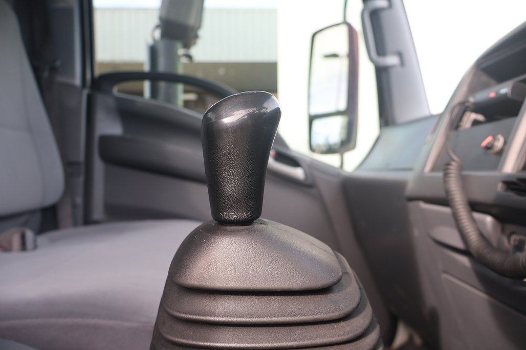 2019 Isuzu Nqr 87/190 image 18