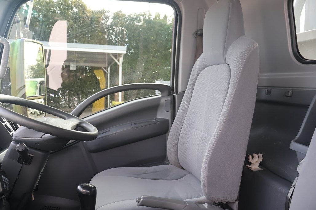 2019 Isuzu Nqr 87/190 image 19