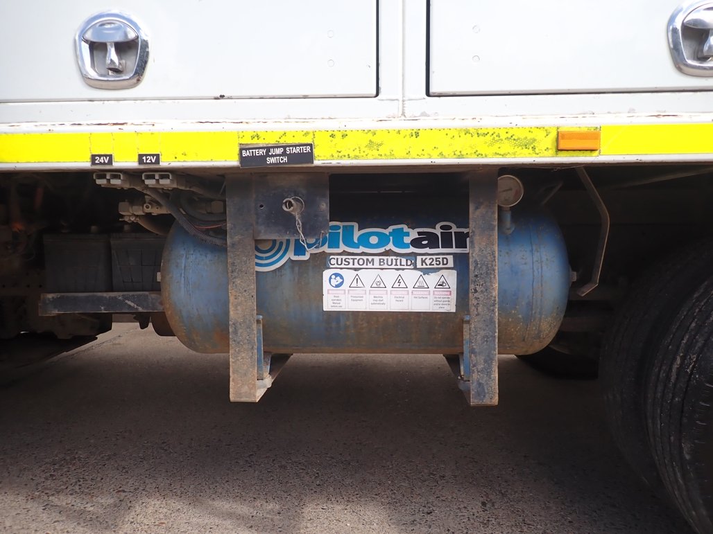 2019 Isuzu Nqr 87/190 image 5