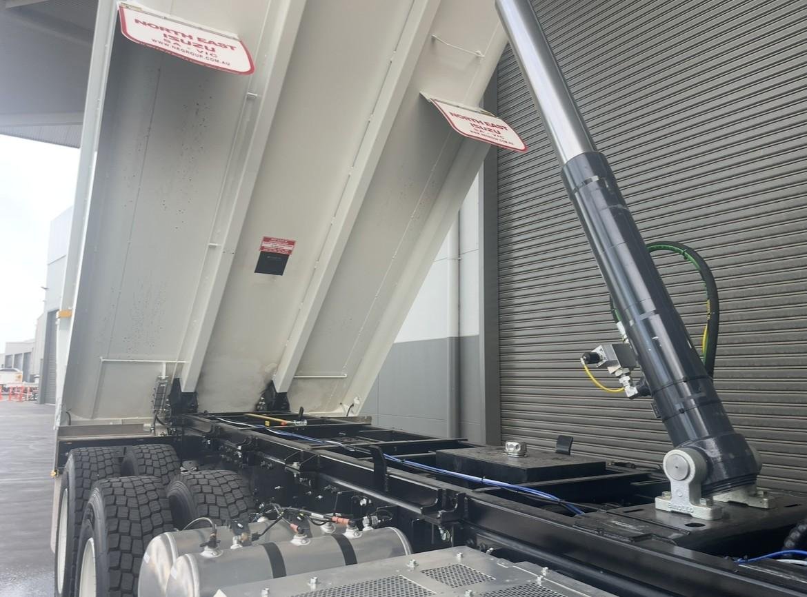 2025 Isuzu F Series Fvz 260-300 At R46 image 4